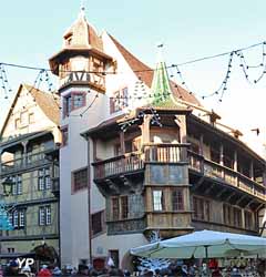 Maison Pfister  (1537, 11 rue des Marchands)