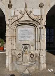 Plaque commémorative de la place du Bayaà