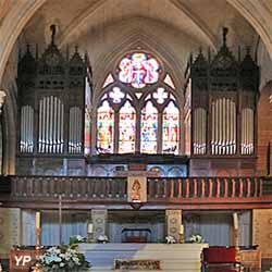 Maître-autel et grandes-orgues