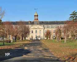 Ancien hôpital de la Marine