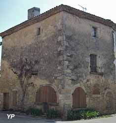 Cité médiévale de Rions