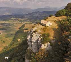 Chapelle Saint Maurice (doc. Office de Tourisme Pays de Dieulefit-Bourdeaux)