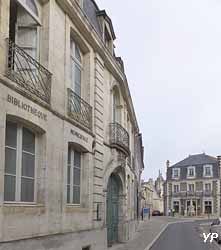 Bibliothèque municipale de Bourges (Médiathèque de Bourges)