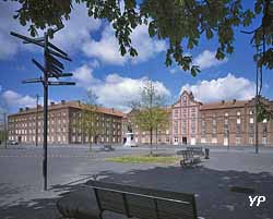 Place du Palais social�