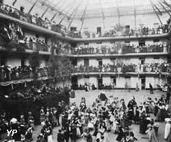 Bal de la Fête de l’enfance en septembre 1909