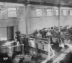 La buanderie du Familistère en 1901