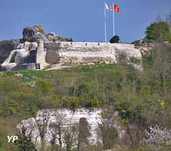 Vestiges du château d'Ivry-La-Bataille (Mairie d'Ivry-La-Bataille)