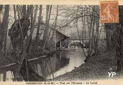 Veux lavoir sur la rivière Orvanne�