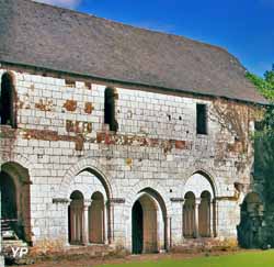 Abbaye Royale Saint-Michel de Bois-Aubry