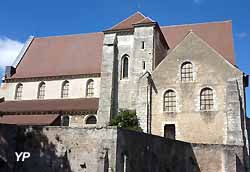 Collégiale Saint-André à Chartres (doc. Yalta Production)