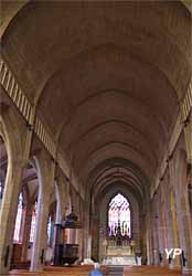 Église Saint-Léonard - nef