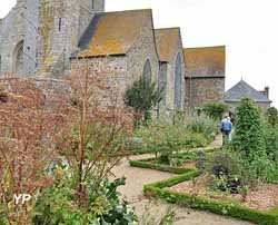 Église Saint Jean - jardin médiéval Saint Jean