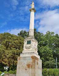 Colonne de Juillet - Vanneau, Papu