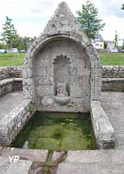 Fontaine de la Trinité