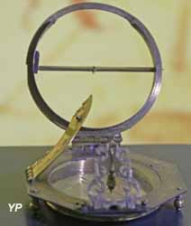 Cadran équinoxial (1710)