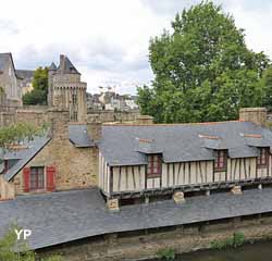 Les lavoirs au bord de la Marle (XIXe s.)