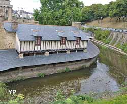 Les lavoirs au bord de la Marle (XIXe s.)