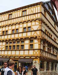 Maison 1 rue Emile Burgault