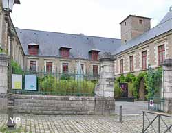 Conservatoire de Vannes - ancien monastère des Carmes déchaussés