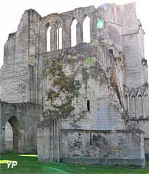Ruines de l'abbaye Saint-Bertin