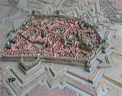 Plan et relief de la ville en 1745