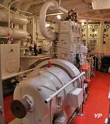 Bateau-feu Sandettié - groupe de 18 kW