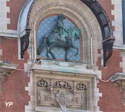 Hôtel de ville et beffroi