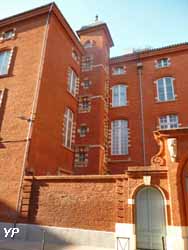 Galeries Lafayette - Hôtel Caulet Rességuier (Galeries Lafayette Toulouse)