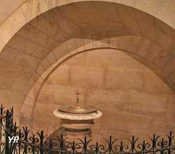 Baptistère (ancienne porte Sud)