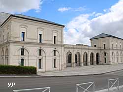 Le Théâtre (ancienne gare) (Yalta Production)