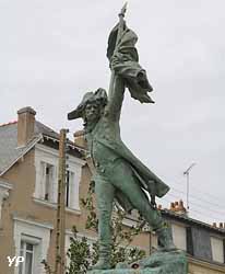 Monuments aux Soldats et Marins (1910, sculpteur René Carillon)