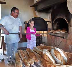 Moulins à vent jumeaux du Terrier Marteau