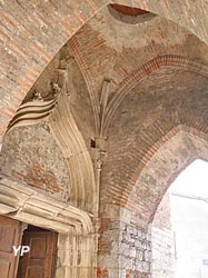 Église Saint-Pierre-ès-Liens