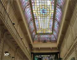 Immeuble du Crédit Lyonnais (architecte Félicien César, verrière Jacques Gruber)