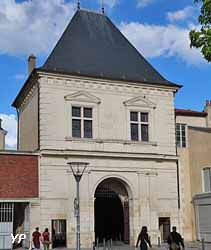 Porte Saint Georges