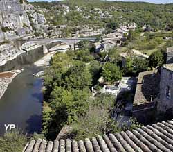 L'Ardèche au pont de Balazuc