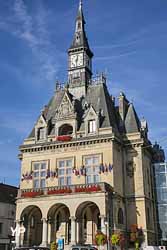 Hôtel de Ville (doc. Coulommiers Pays de Brie Tourisme)