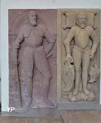 Église Notre-Dame-des-Sept-Douleurs - Dalles funéraires Lazare et Guillaume de Schwendi