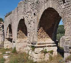 Aqueduc romain