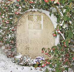 Tombe de Yul Brynner