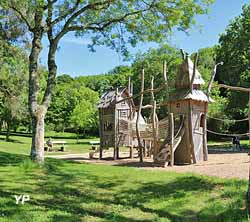 Parc du château des Ravalet