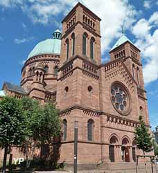 Église catholique Saint-Pierre-le-Jeune