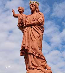 Statue de Notre-Dame de France (doc. Yalta Production)