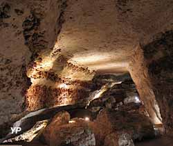 Caverne de Bara Bahau le Sanctuaire de l'Ours