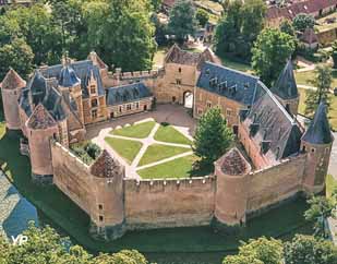 Château et jardins d'Ainay-le-Vieil (AD2T)