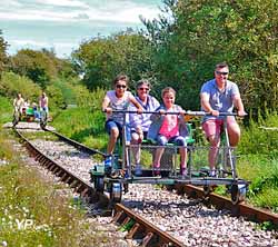Vélo-Rail Train Touristique (doc. Vélo-Rails et Chemin de Fer d’Etretat)