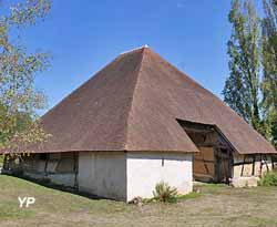 Grange Pyramidale des Brosses