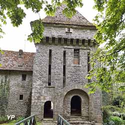 Château de Villeconin (AM de Longevialle Moulaï)