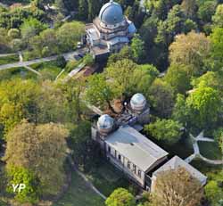 Vue aérienne du site de l’observatoire (Frantizek Zvardon - Inventaire général − Région Grand-Est)