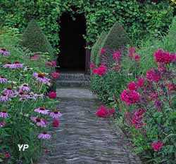 Jardins du château de Maizicourt